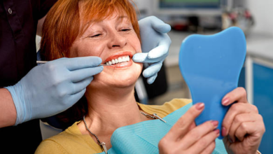 A Practical Guide to Choosing Comfortable, Secure Dentures for a Confident Smile