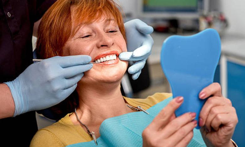 A Practical Guide to Choosing Comfortable, Secure Dentures for a Confident Smile