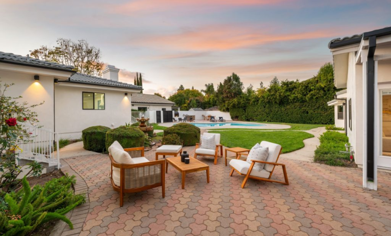 How Patio Furniture Assembly Can Transform Your Outdoor Space